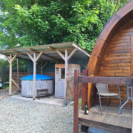 Log Cabin Kells  Luaran gambar