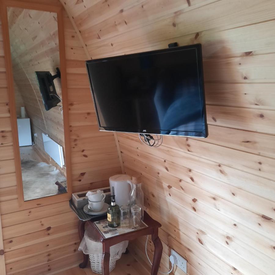 Log Cabin Kells  Luaran gambar