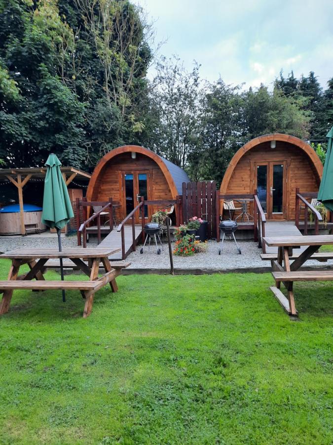 Log Cabin Kells  Luaran gambar